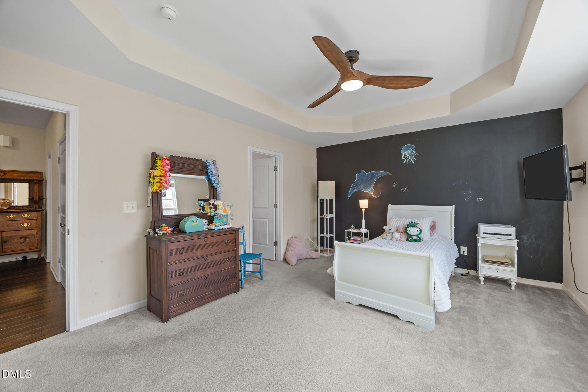2329 Longshadow Drive Graham, NC 27253 - Photo 27 of 52 a living room with furniture