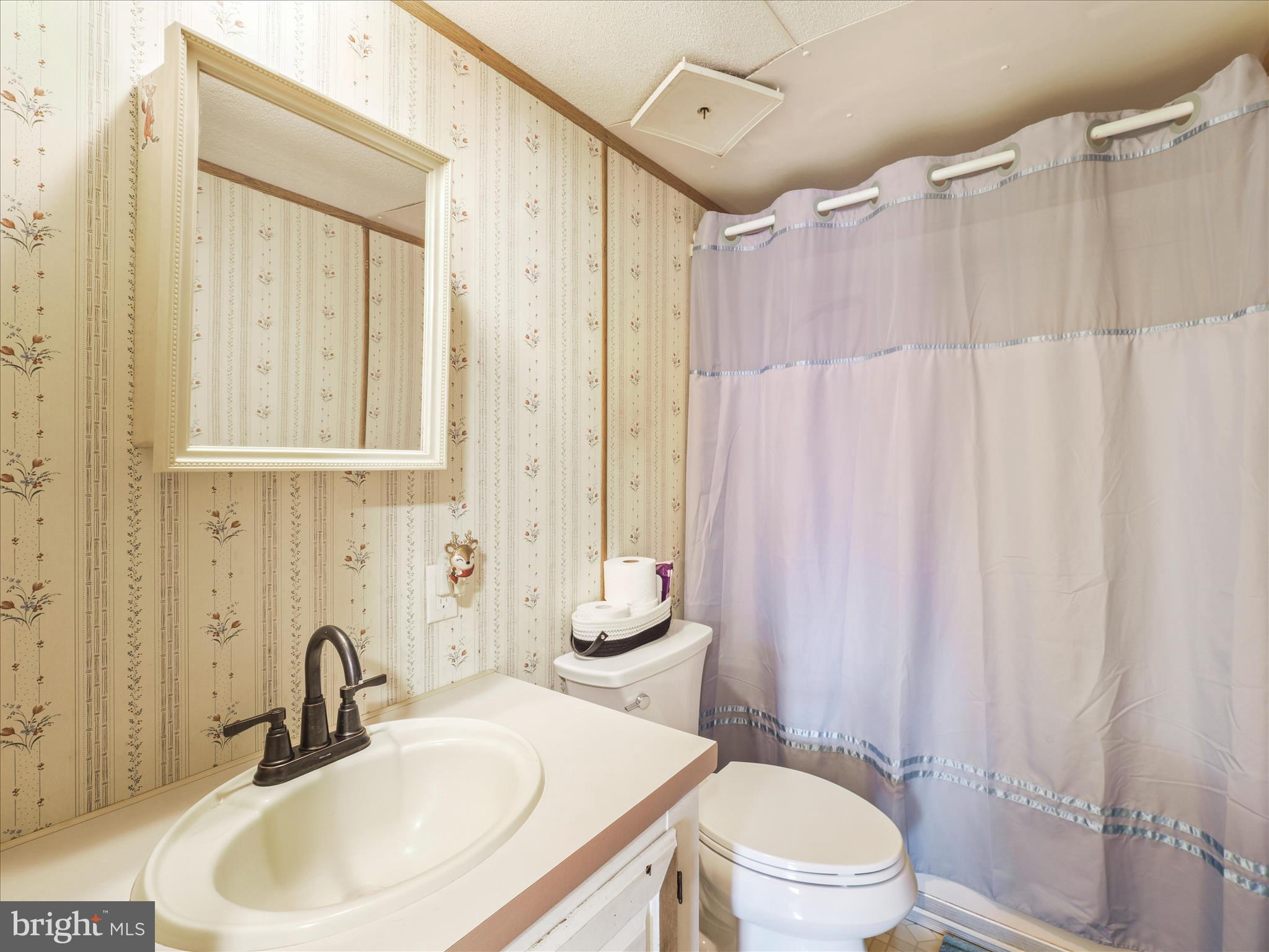 9431 Upper Strasburg Road Pleasant Hall, PA 17246 - Photo 17 of 36 Gallery Image 17
