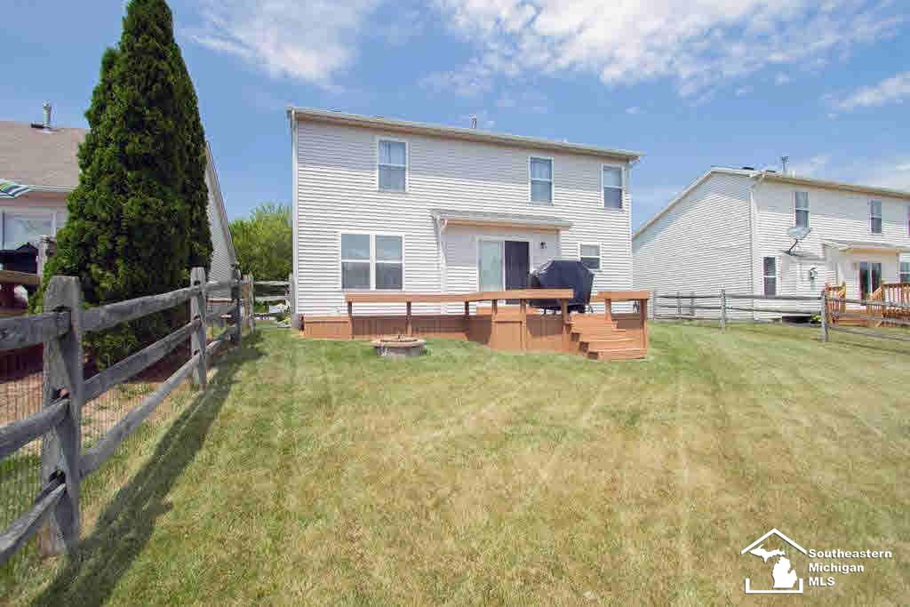 917 Hunting Creek Road Temperance, MI 48182 - Photo 39 of 42 21175752-38.JPG
