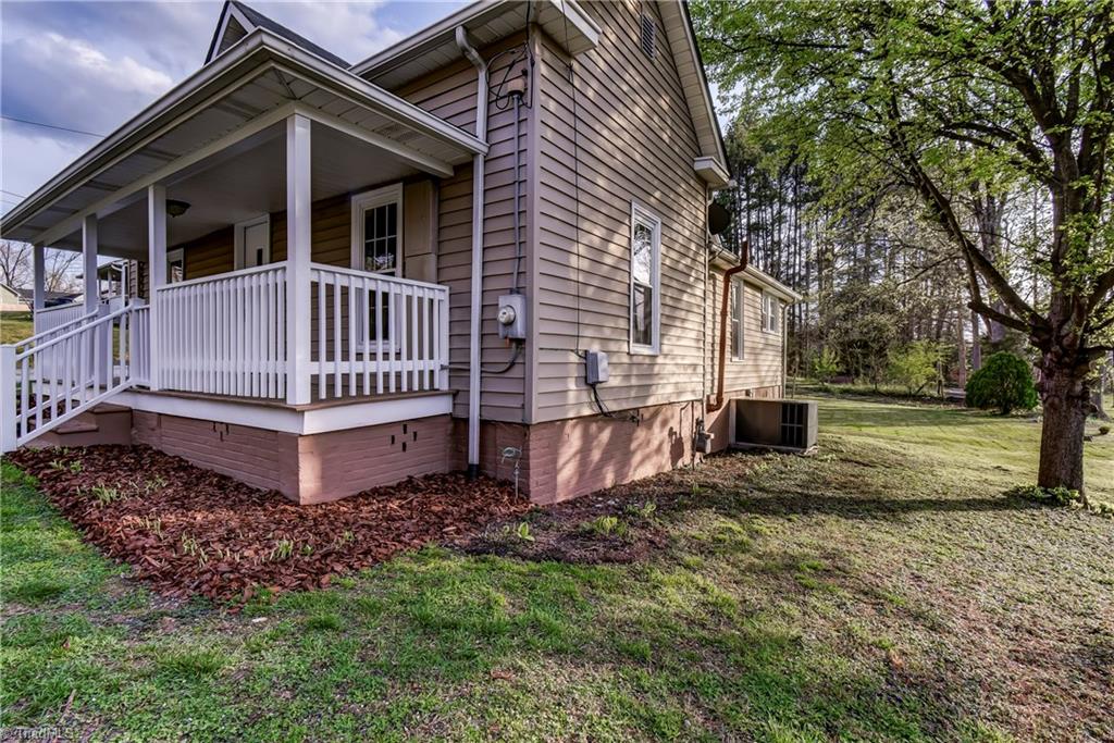 520 Coleridge Road Ramseur, NC 27316 - Photo 4 of 30 Gallery Image 4