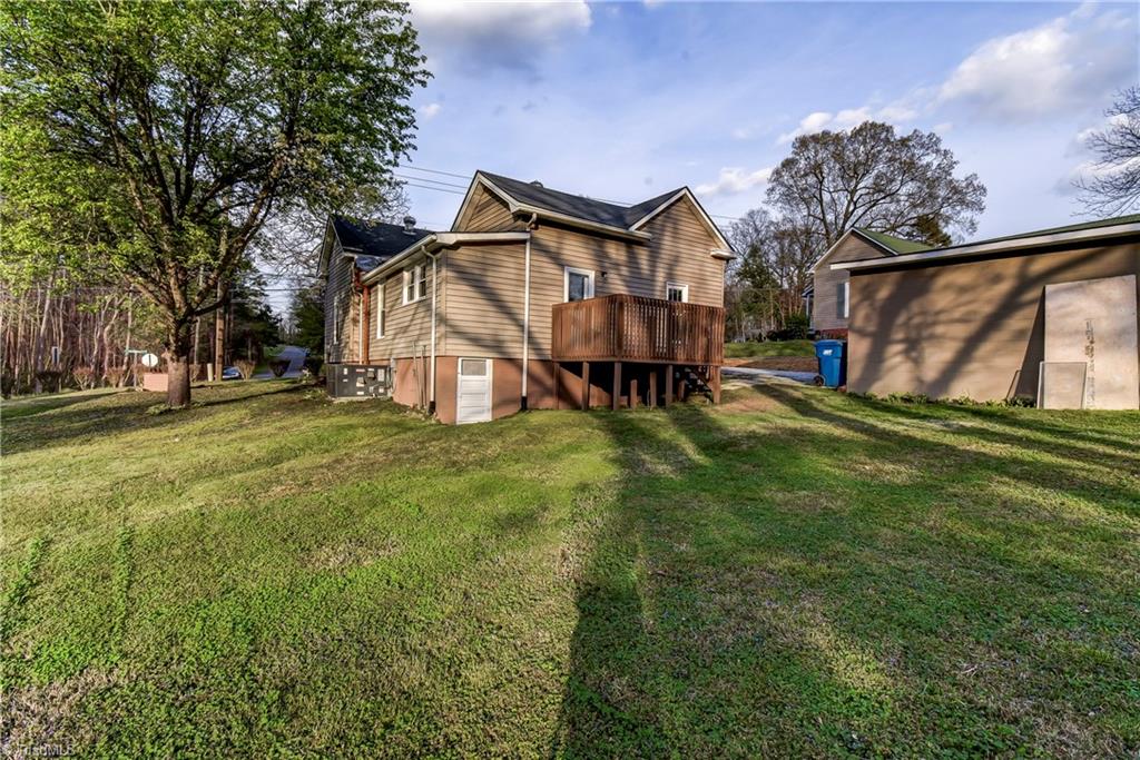 520 Coleridge Road Ramseur, NC 27316 - Photo 7 of 30 Gallery Image 7