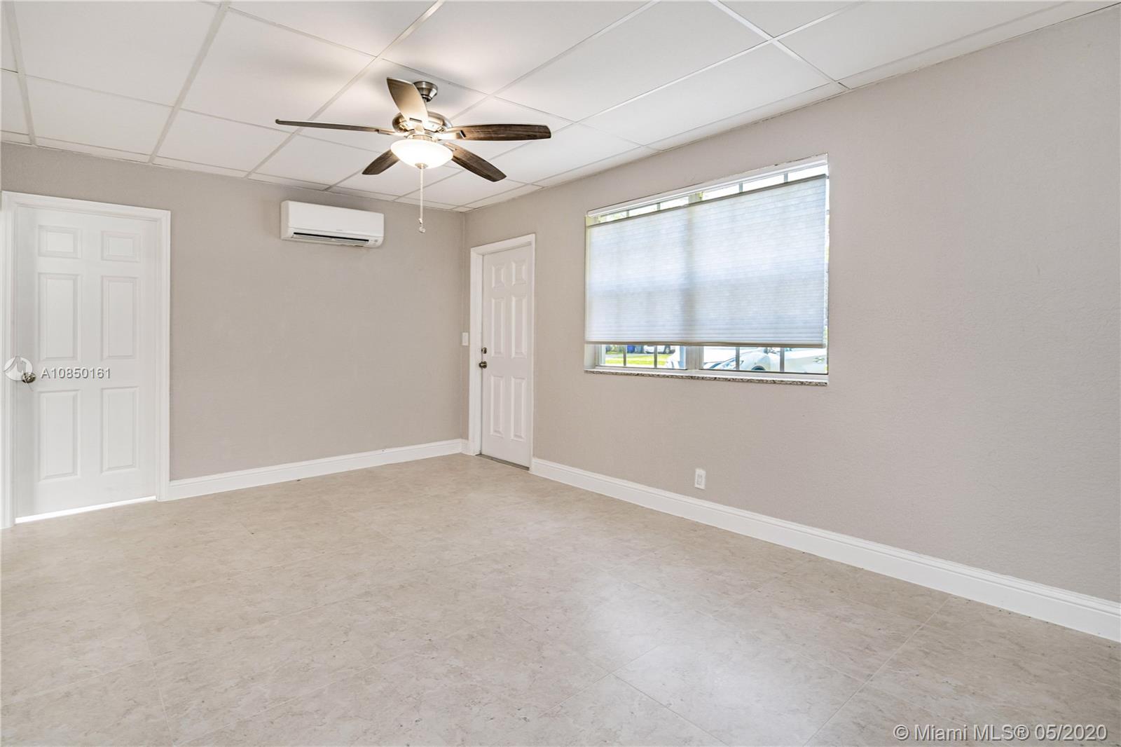 118 Allen Road West Park, FL 33023 - Photo 4 of 10 LIVING ROOM