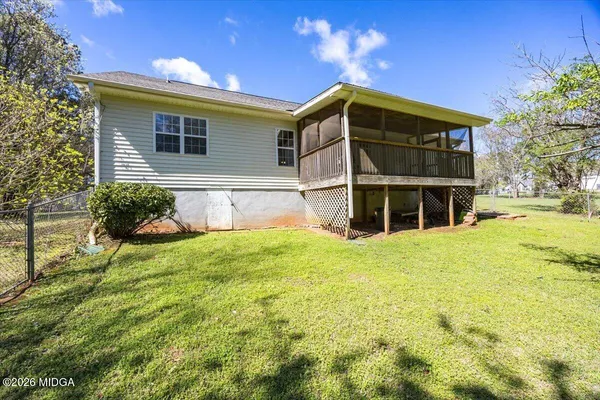 $305,000 | 1251 Forsyth Landing Drive, Forsyth, GA 31029