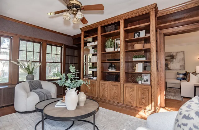 $1,100,000 | 518 West Cossitt Avenue, La Grange, IL 60525