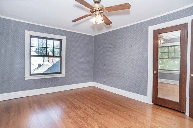 $1,100,000 | 518 West Cossitt Avenue, La Grange, IL 60525