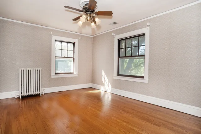 $1,100,000 | 518 West Cossitt Avenue, La Grange, IL 60525