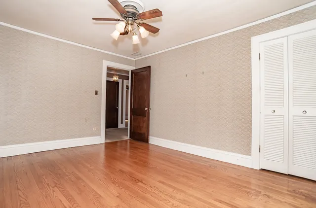 $1,100,000 | 518 West Cossitt Avenue, La Grange, IL 60525