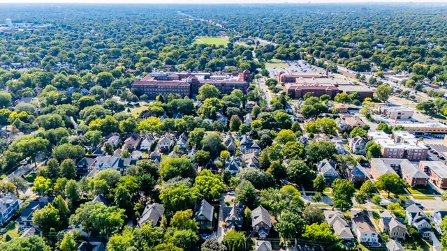 $1,100,000 | 518 West Cossitt Avenue, La Grange, IL 60525