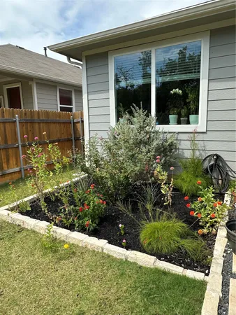 $2,275 | 202 Big Sandy Creek Drive, Hutto, TX 78634