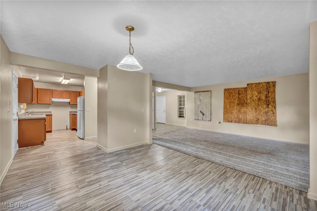 7011 Colfax Road Cleveland, OH 44104 - Photo 8 of 35