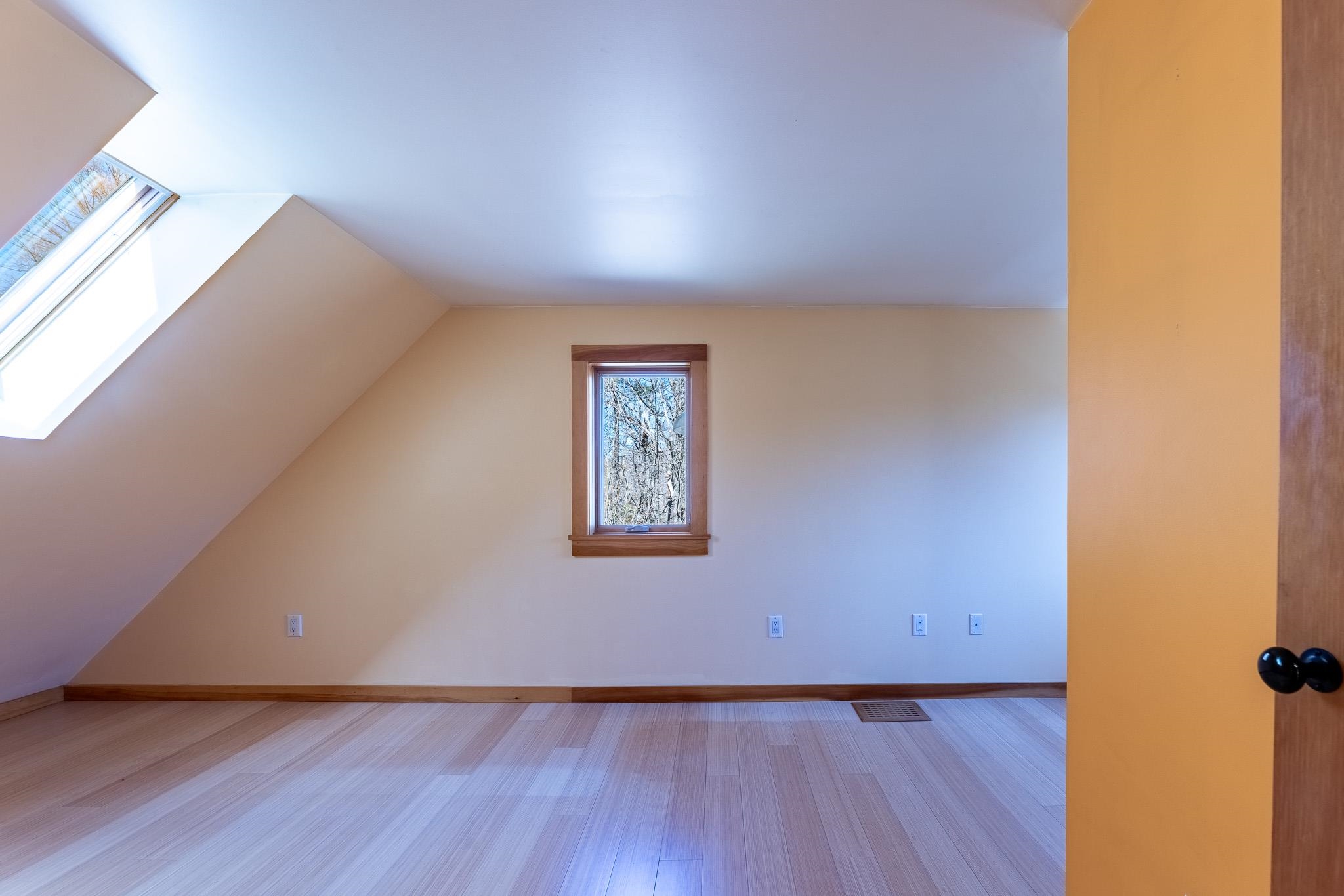 1165 Podunk Road Norwich, VT 05001 - Photo 13 of 28 Gallery Image 13