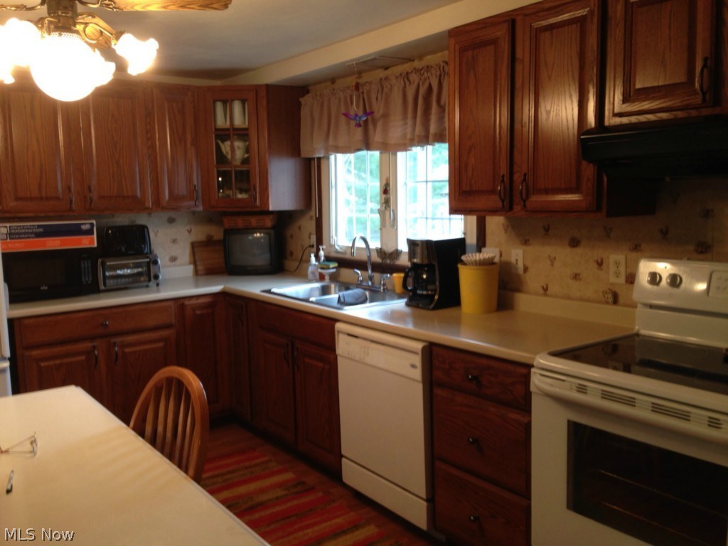 2797 Pinney Topper Road Jefferson, OH 44047 - Photo 2 of 16