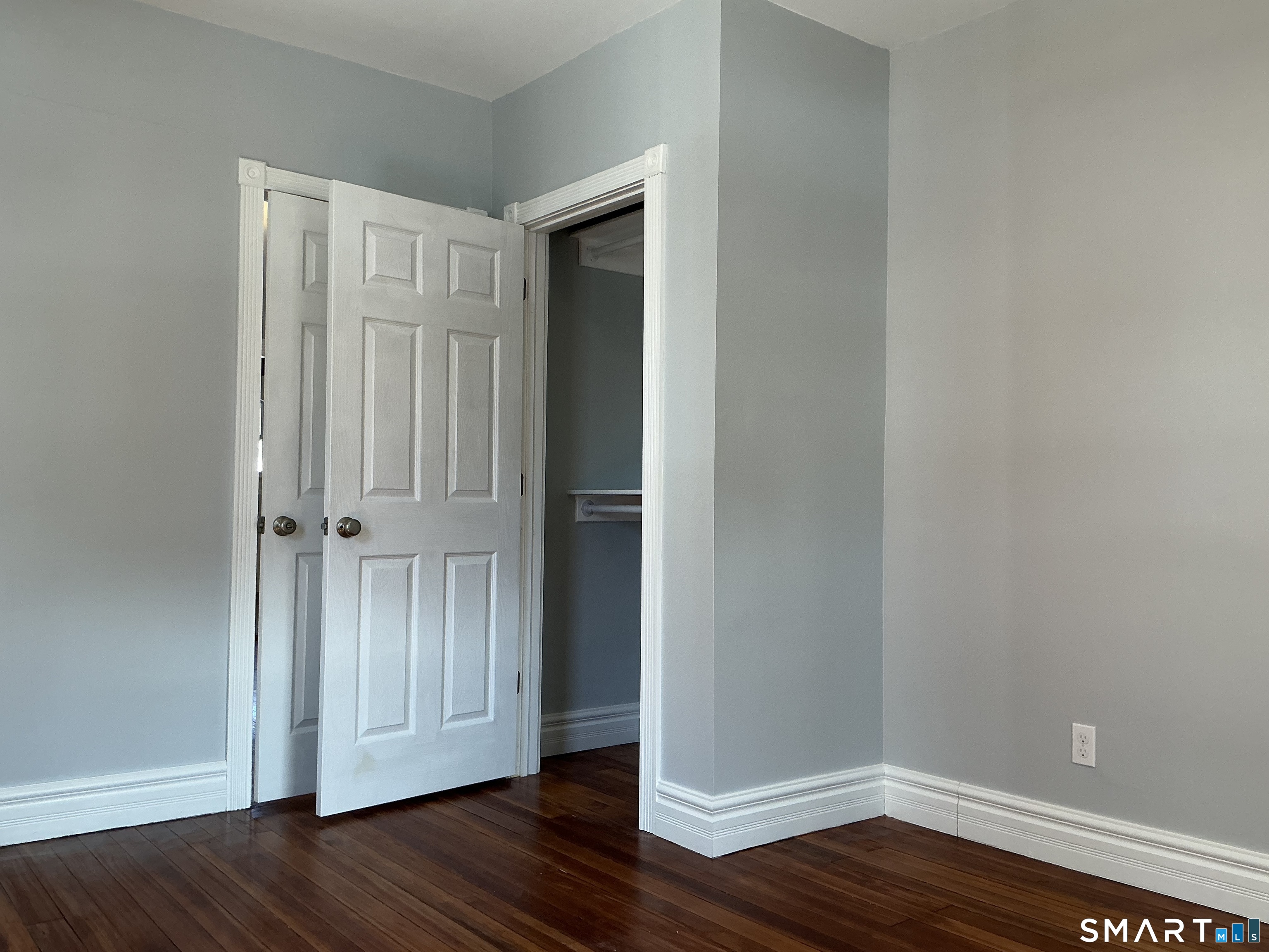 518 High Street Middletown, CT 06457 - Photo 12 of 17