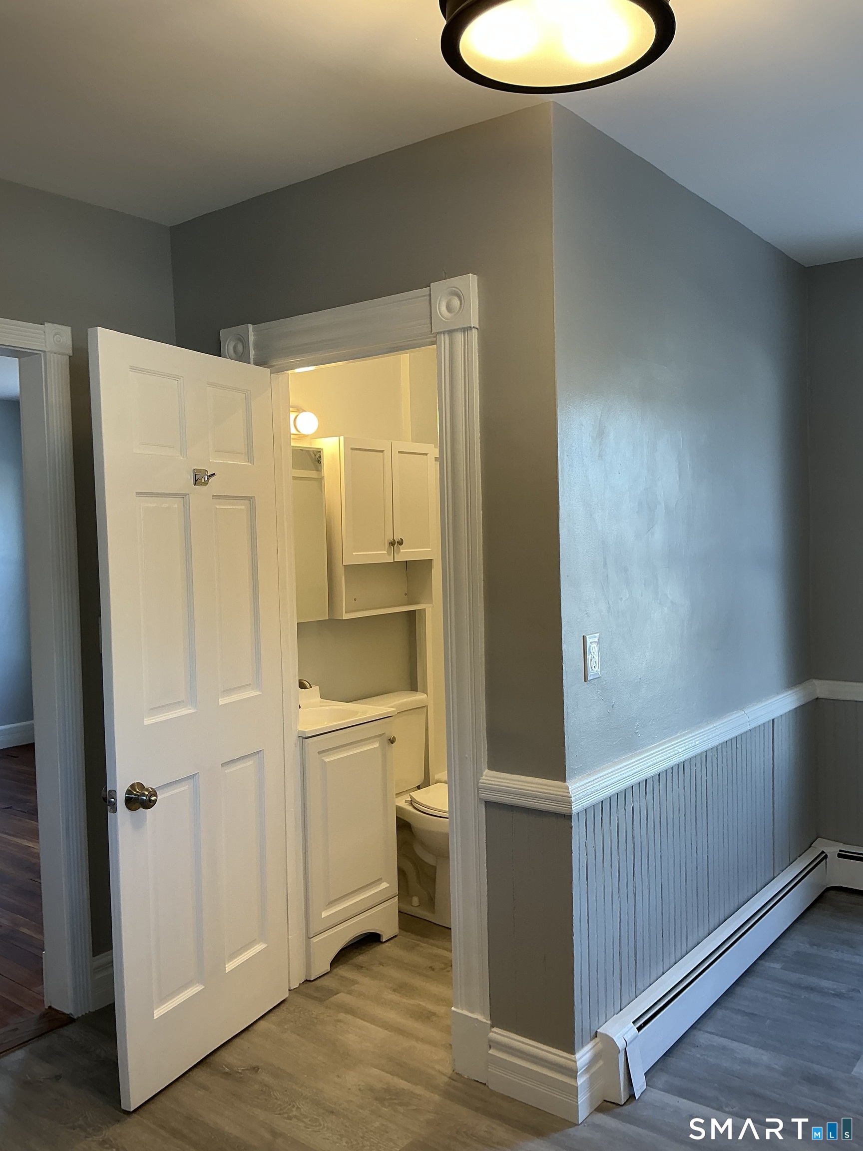 518 High Street Middletown, CT 06457 - Photo 3 of 17