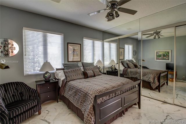 $5,000,000 | 349 Centre Island, Golden Beach, FL 33160