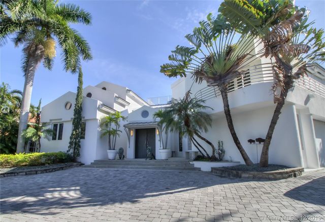 $5,000,000 | 349 Centre Island, Golden Beach, FL 33160