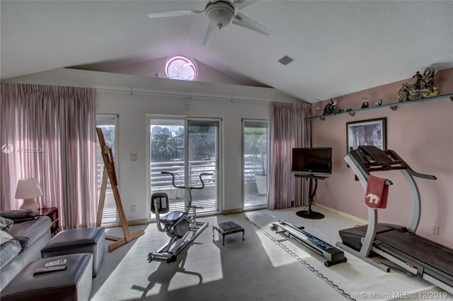 $5,000,000 | 349 Centre Island, Golden Beach, FL 33160