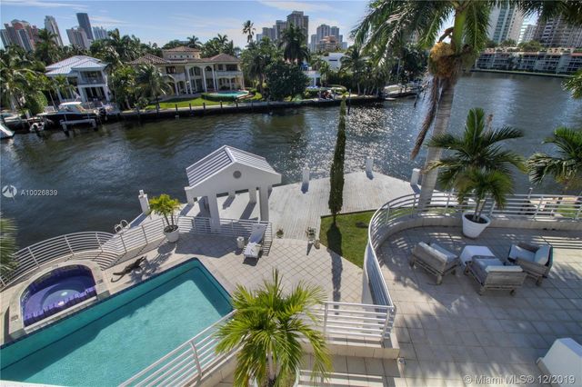 $5,000,000 | 349 Centre Island, Golden Beach, FL 33160