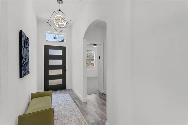 $325,000 | 1323 South Montgomery Street, Sherman, TX 75090