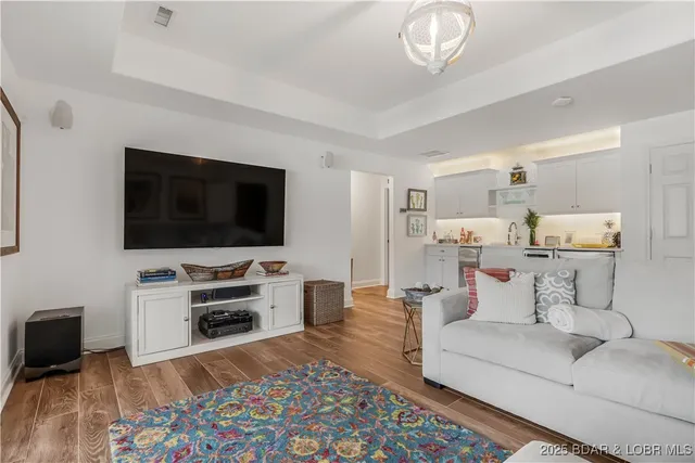 $1,099,000 | 115 Cypress Point Lane, Lake Ozark, MO 65049