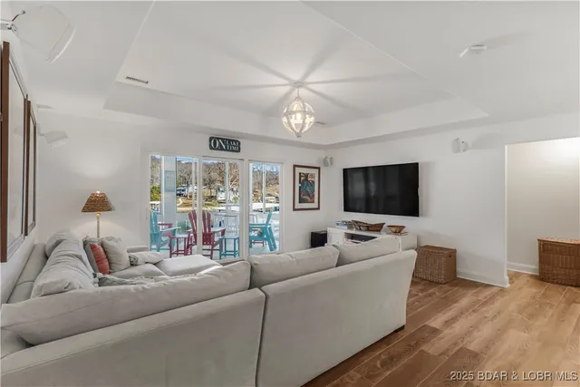 $1,099,000 | 115 Cypress Point Lane, Lake Ozark, MO 65049