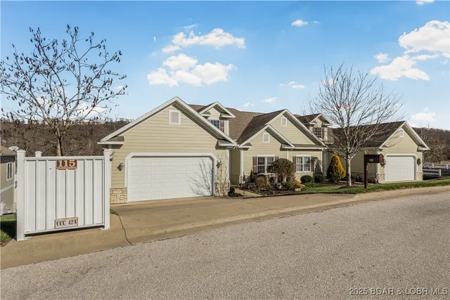 $1,099,000 | 115 Cypress Point Lane, Lake Ozark, MO 65049