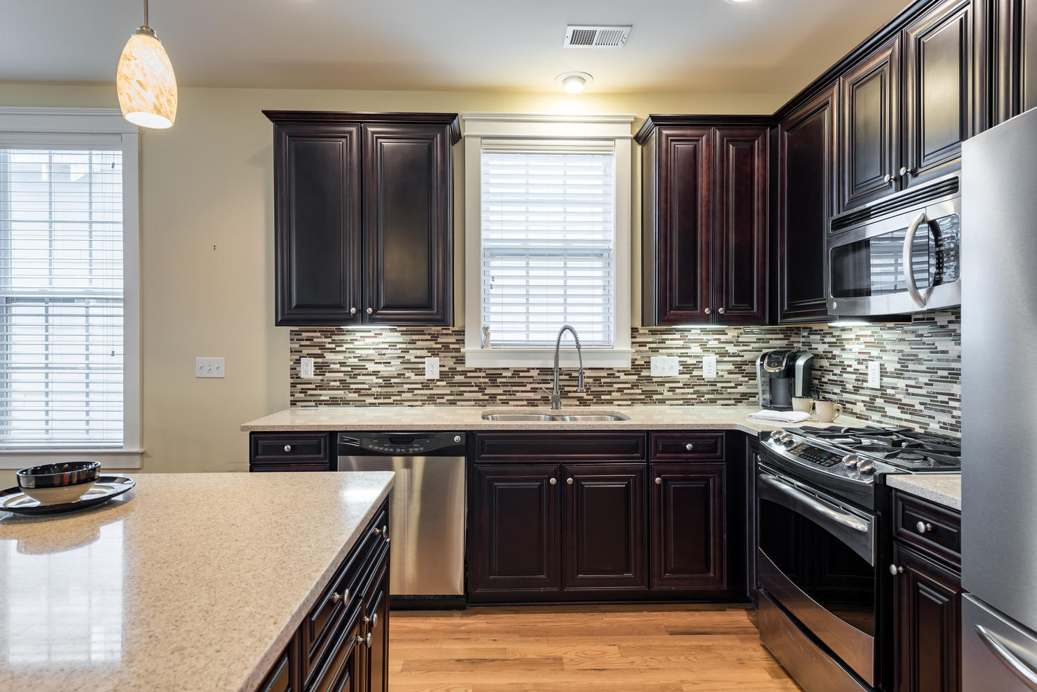 1263 Appling Drive Mount Pleasant, SC 29464 - Photo 16 of 59 Kitchen with abundant cabinet space