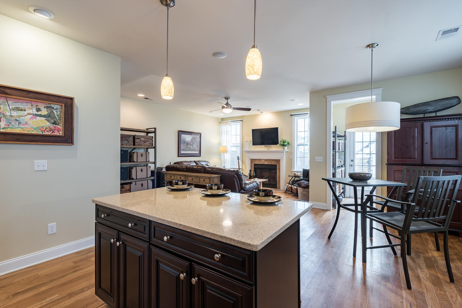 1263 Appling Drive Mount Pleasant, SC 29464 - Photo 19 of 59 Kitchen and eat in area