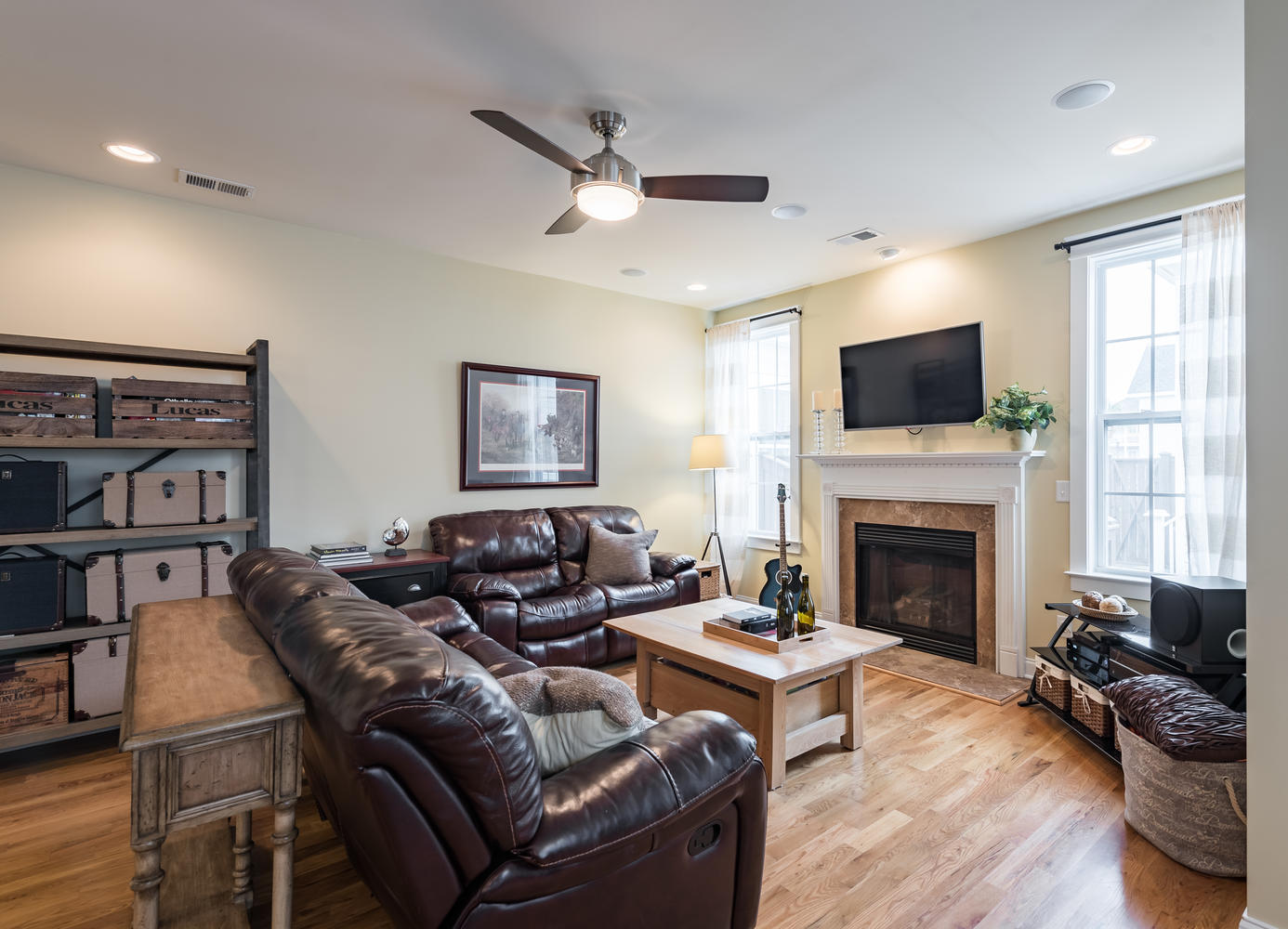 1263 Appling Drive Mount Pleasant, SC 29464 - Photo 26 of 59 Large family room with fireplace