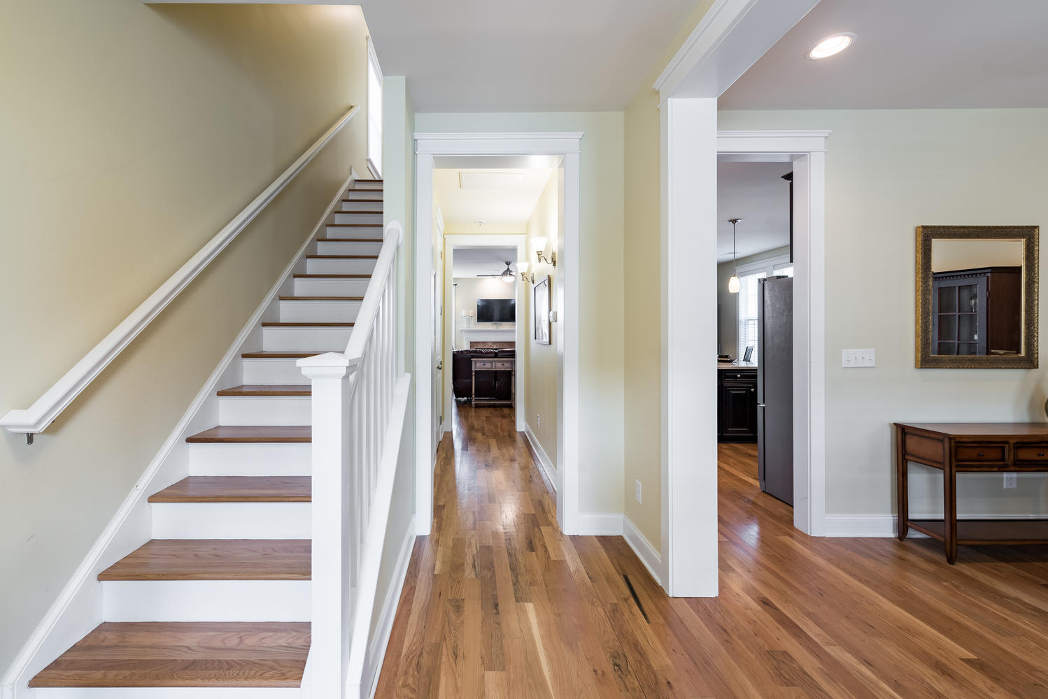 1263 Appling Drive Mount Pleasant, SC 29464 - Photo 29 of 59 Bright and open entryway