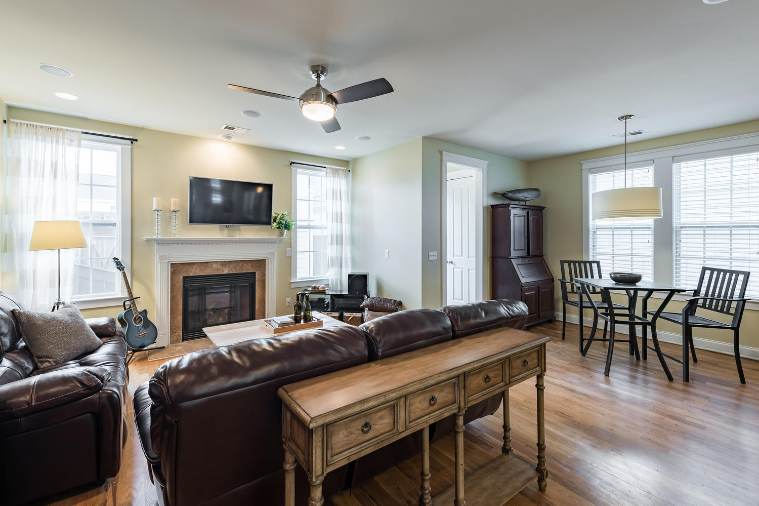1263 Appling Drive Mount Pleasant, SC 29464 - Photo 4 of 59 Large family room with fireplace