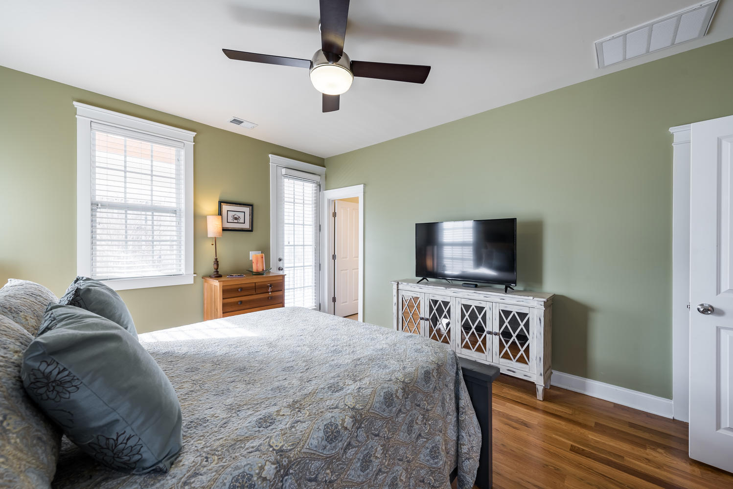 1263 Appling Drive Mount Pleasant, SC 29464 - Photo 31 of 59 Master bedroom