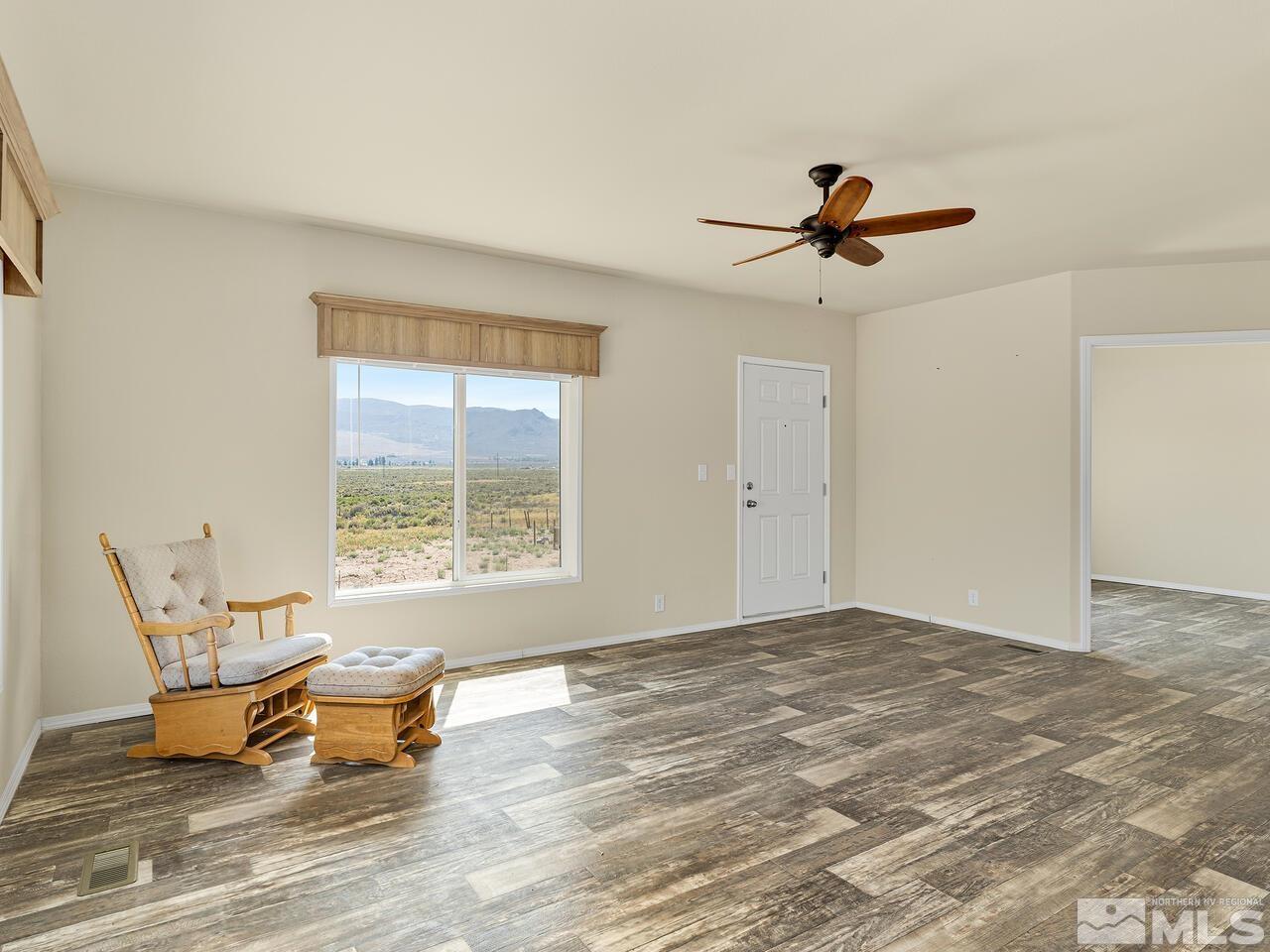 205 Muletail Circle Reno, NV 89508 - Photo 8 of 39 Photo 8