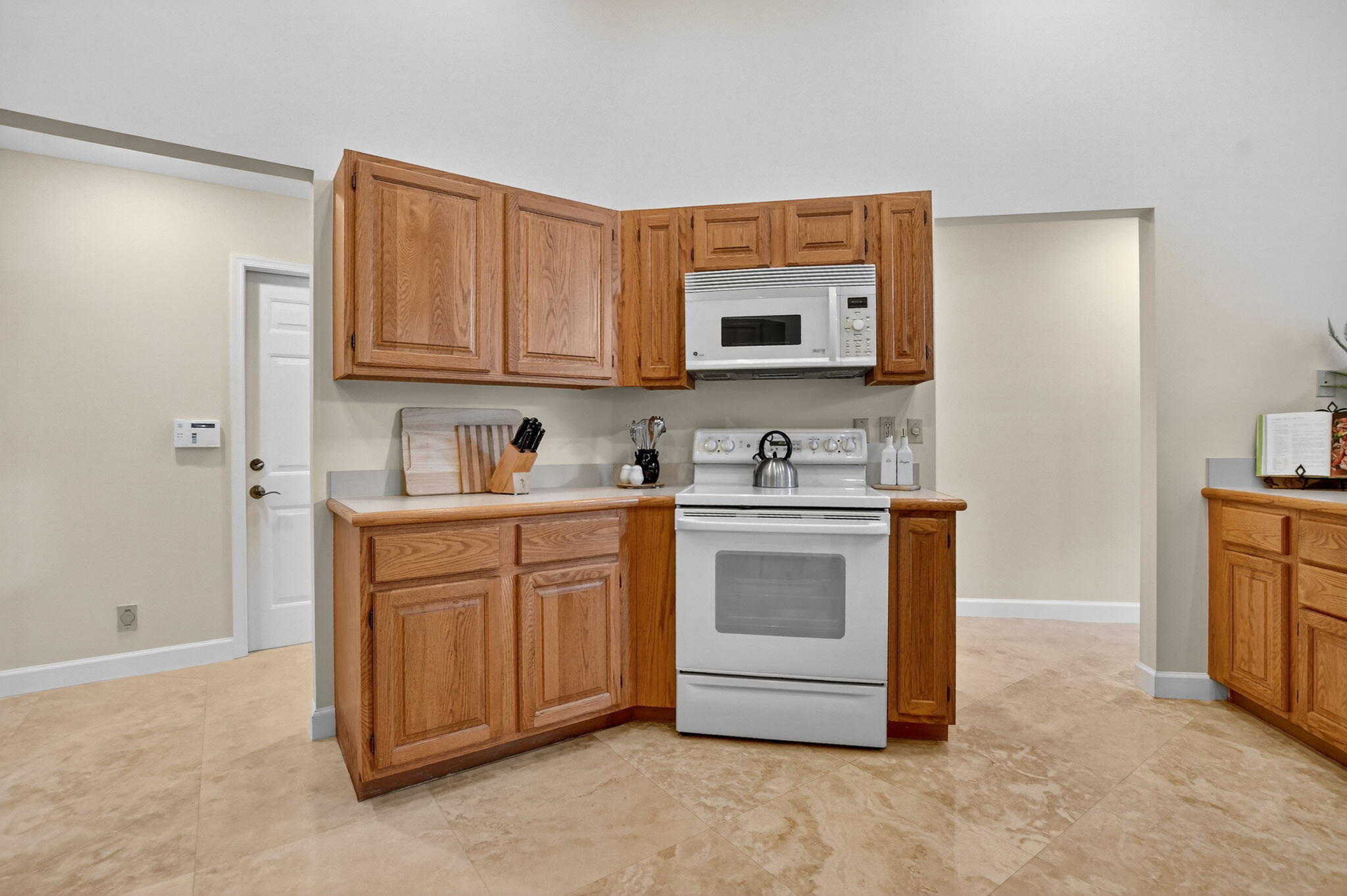 4720 Northwest 28th Avenue Boca Raton, FL 33434 - Photo 14 of 71 Kitchen