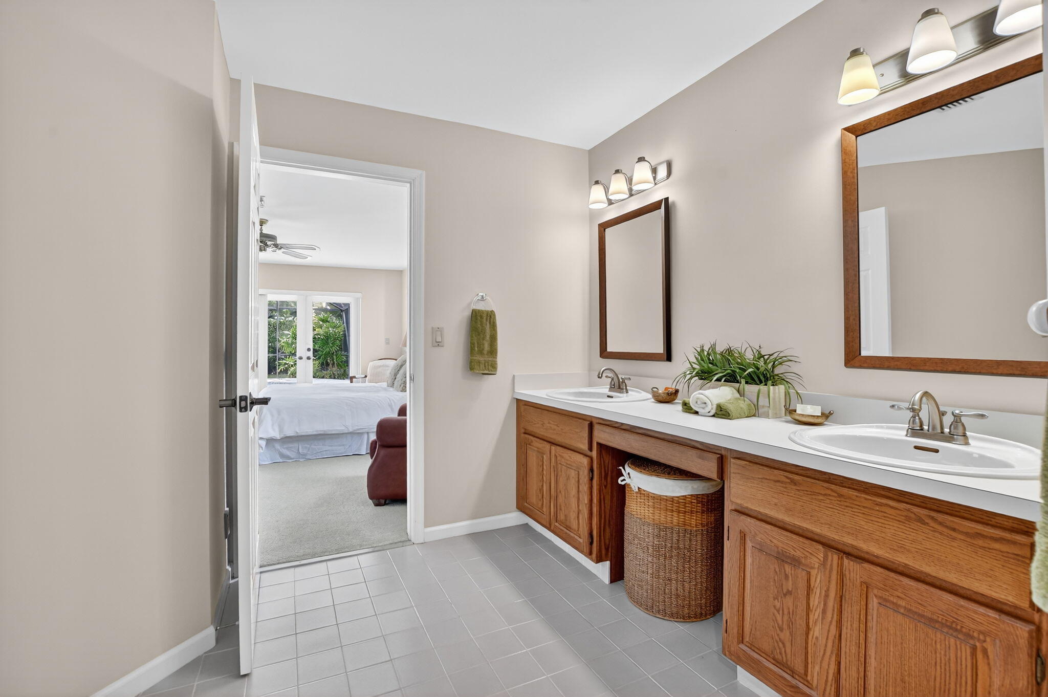 4720 Northwest 28th Avenue Boca Raton, FL 33434 - Photo 28 of 71 Primary Bathroom