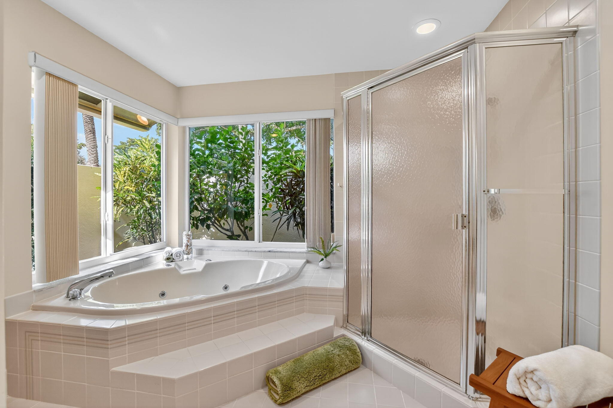 4720 Northwest 28th Avenue Boca Raton, FL 33434 - Photo 29 of 71 Primary Bathroom