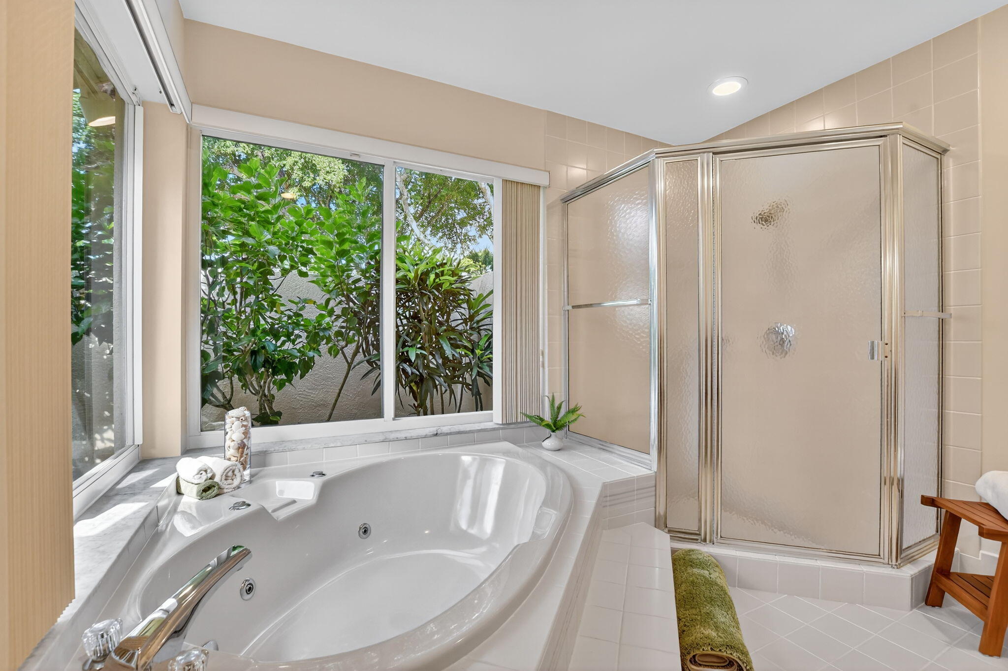 4720 Northwest 28th Avenue Boca Raton, FL 33434 - Photo 30 of 71 Primary Bathroom