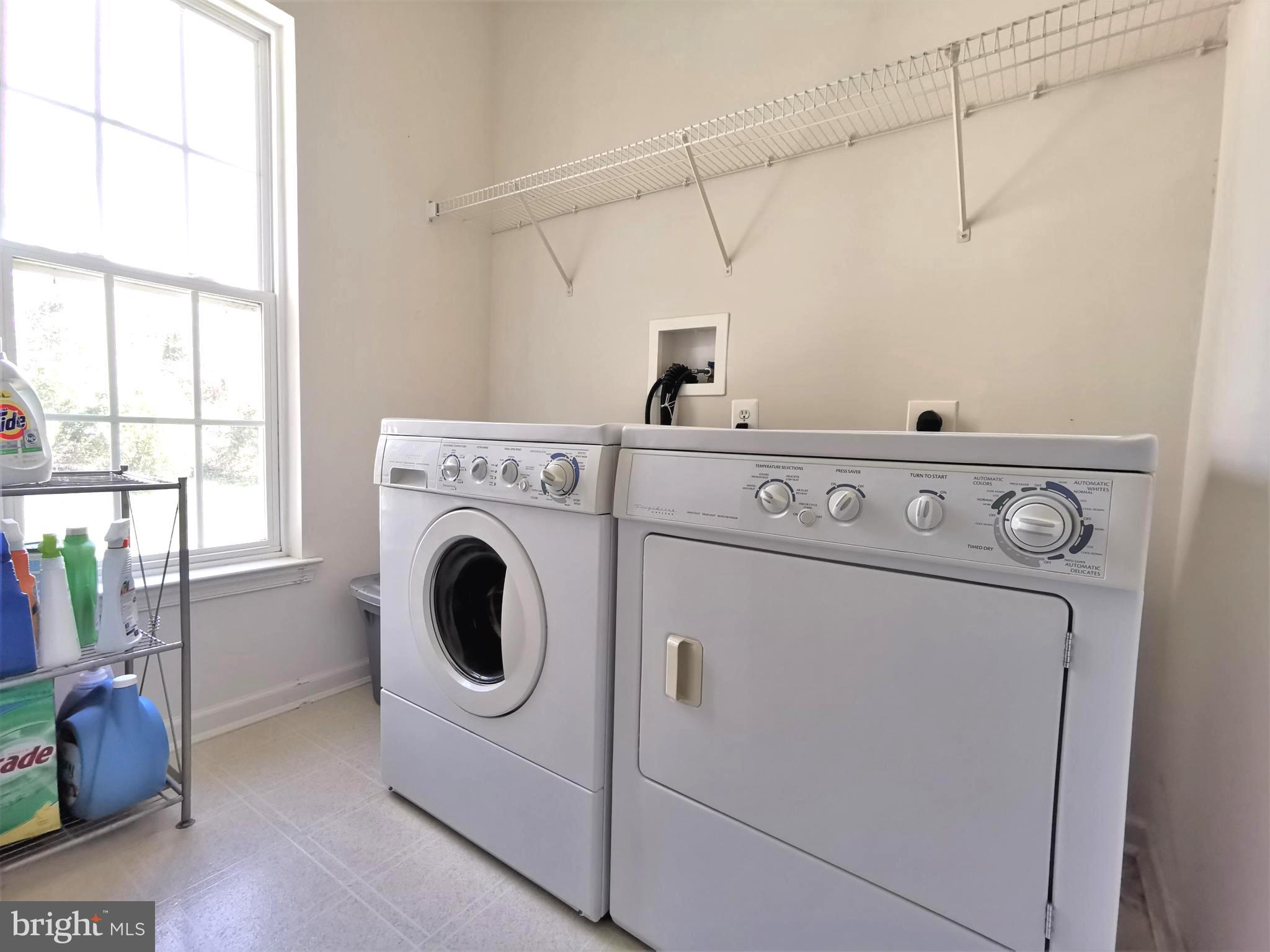 153 Malcolm Forest Road New Castle, DE 19720 - Photo 15 of 29 Laundry Room (Main floor)