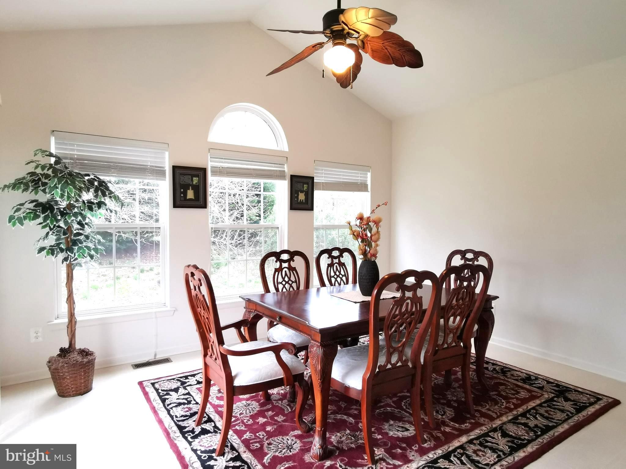153 Malcolm Forest Road New Castle, DE 19720 - Photo 9 of 29 Morning Room (or Dining Room)