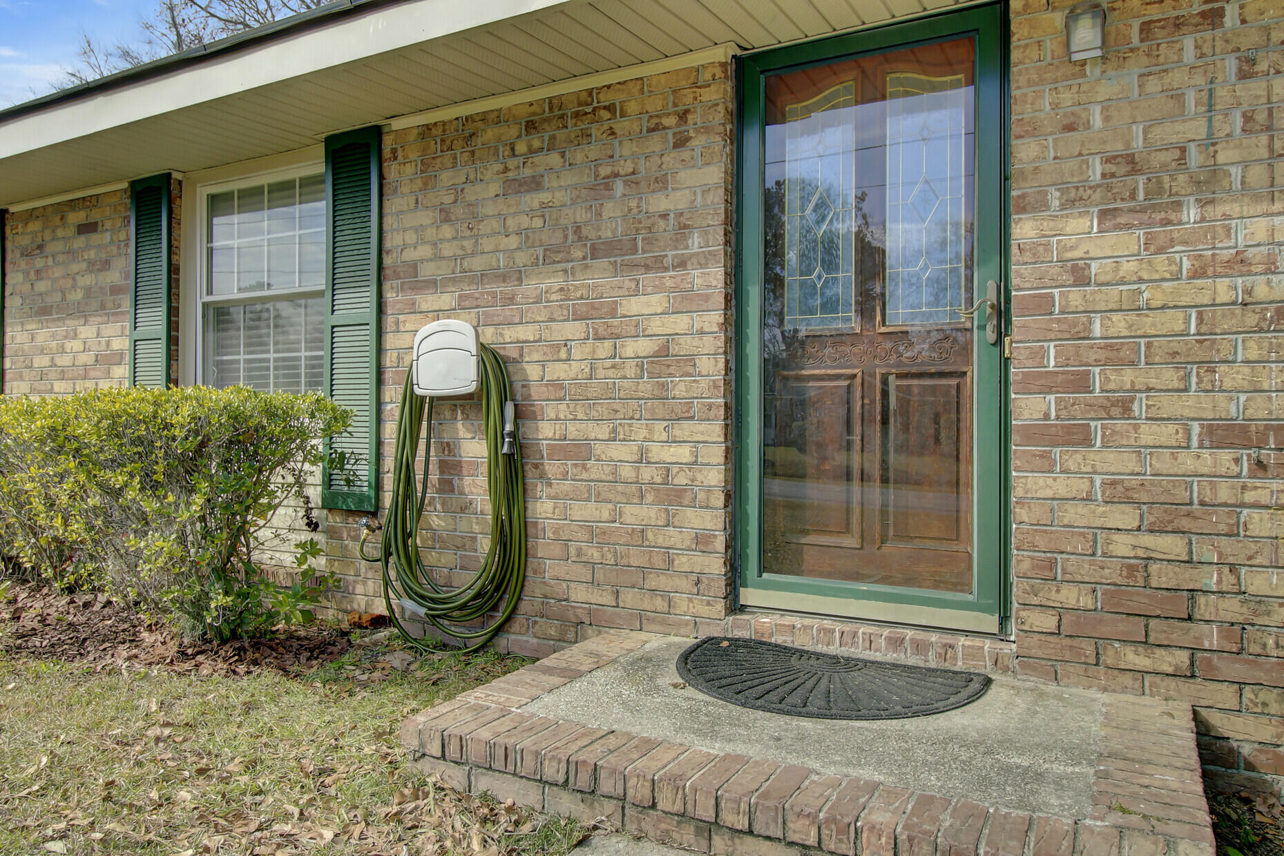 827 Hoss Road Charleston, SC 29414 - Photo 2 of 32 04_4_mls