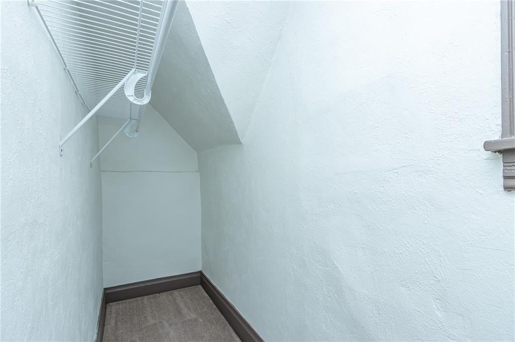 400 West Fulton Street Butler, PA 16001 - Photo 19 of 22 a view of entryway