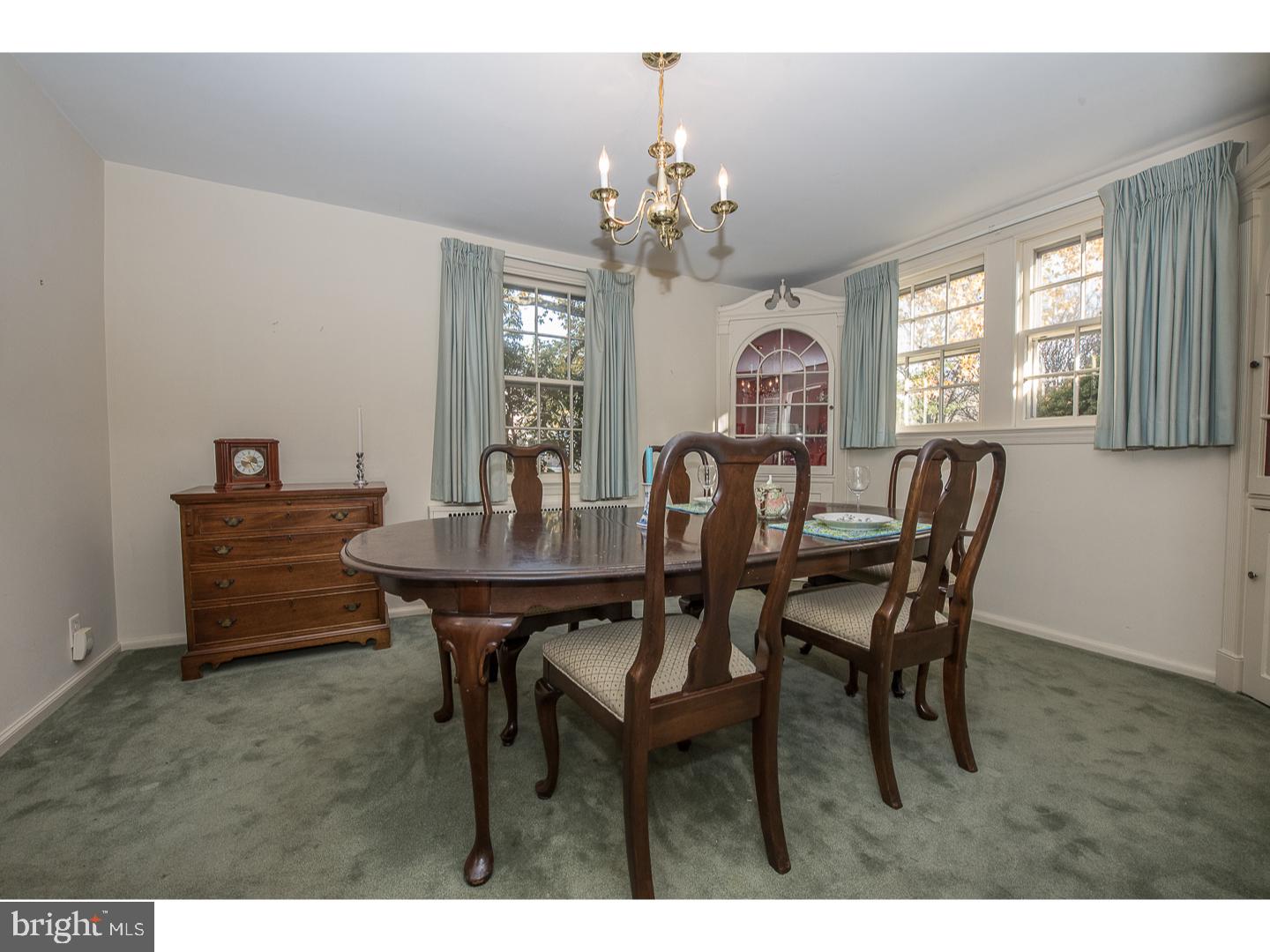 113 Blackthorn Road Wallingford, PA 19086 - Photo 6 of 25
