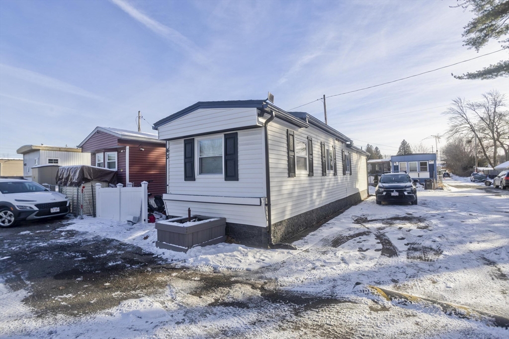 1246 Granby Road, Unit 43 Chicopee, MA 01020 - Photo 17 of 18