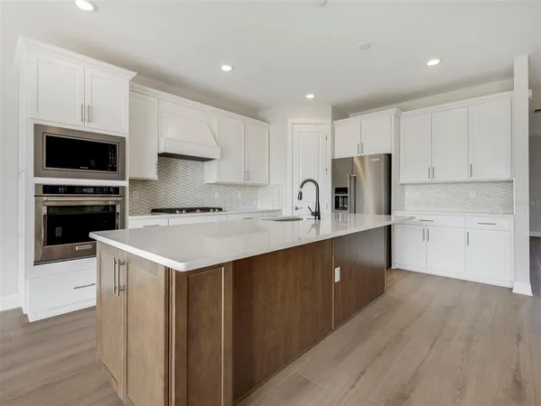 $640,000 | 15319 Soaring Blf Drive, Montverde, FL 34756