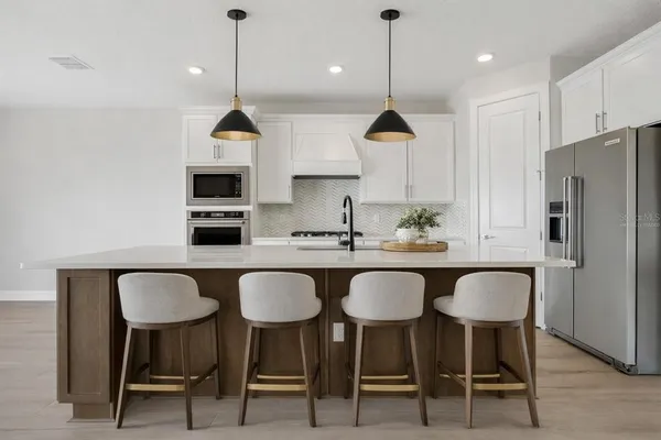 $640,000 | 15319 Soaring Blf Drive, Montverde, FL 34756