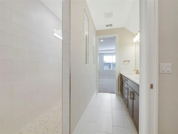 $640,000 | 15319 Soaring Blf Drive, Montverde, FL 34756