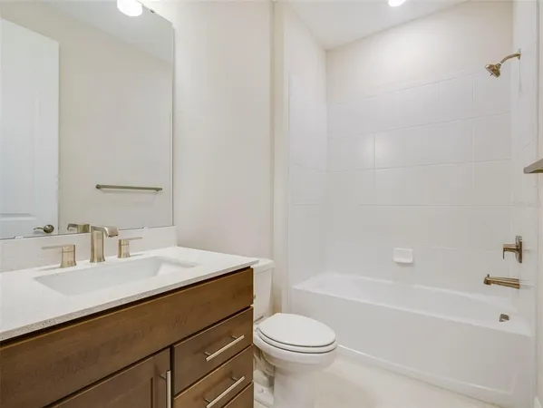 $640,000 | 15319 Soaring Blf Drive, Montverde, FL 34756