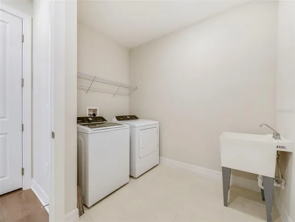 $640,000 | 15319 Soaring Blf Drive, Montverde, FL 34756