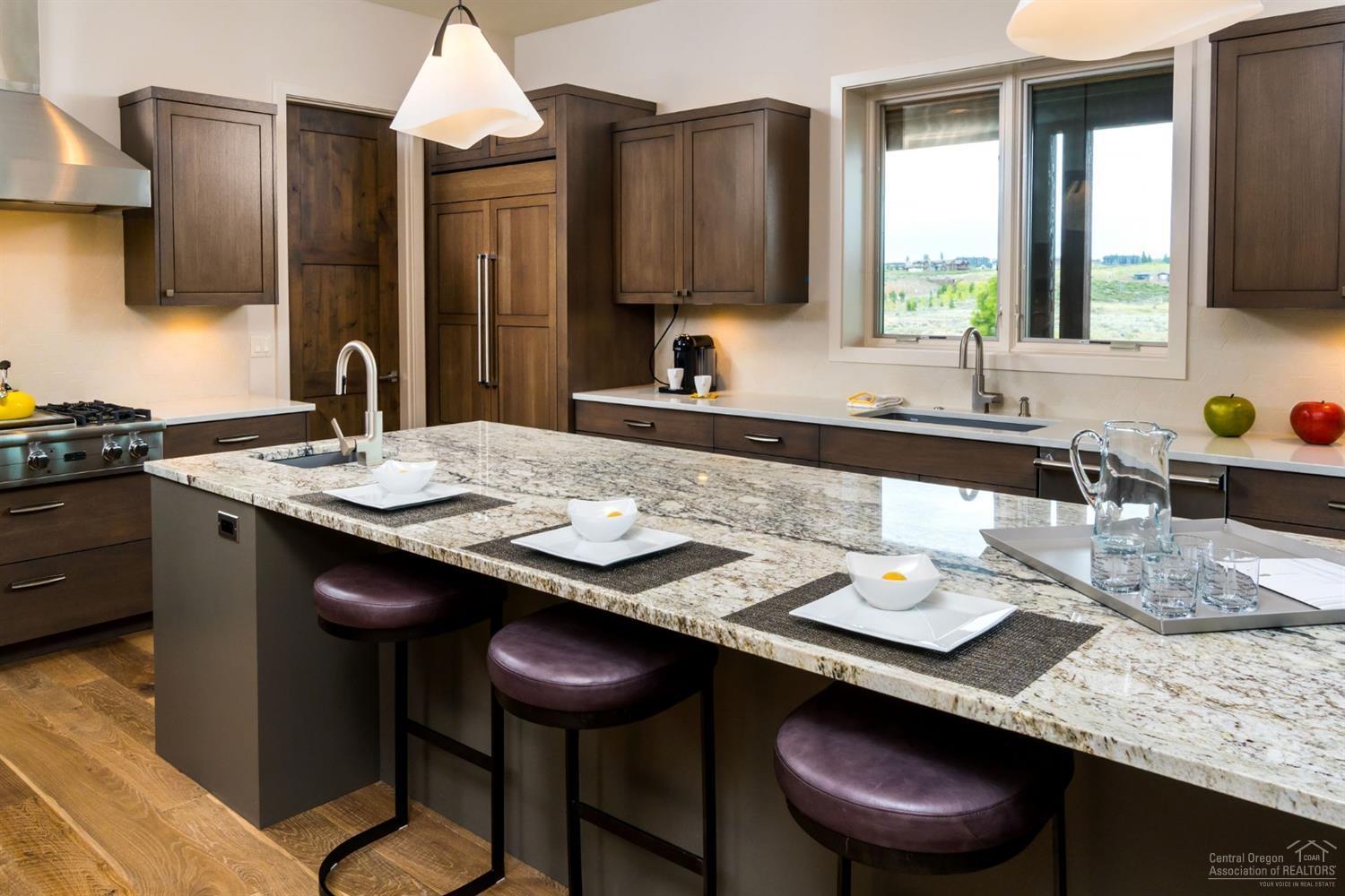 19148 Cartwright Court Bend, OR 97702 - Photo 10 of 25 Additional Photo