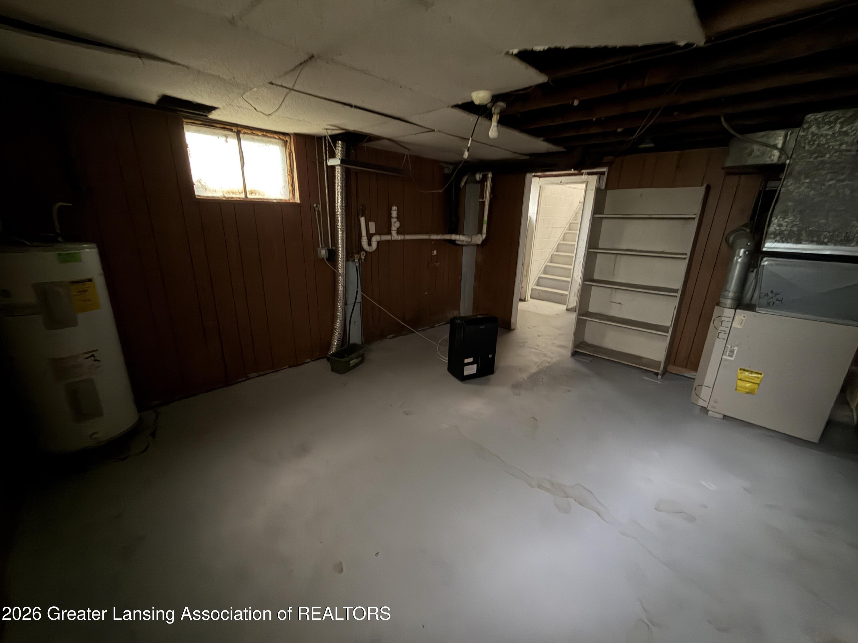 3605 West Holmes Road Lansing, MI 48911 - Photo 22 of 26 20260925_162341534_iOS